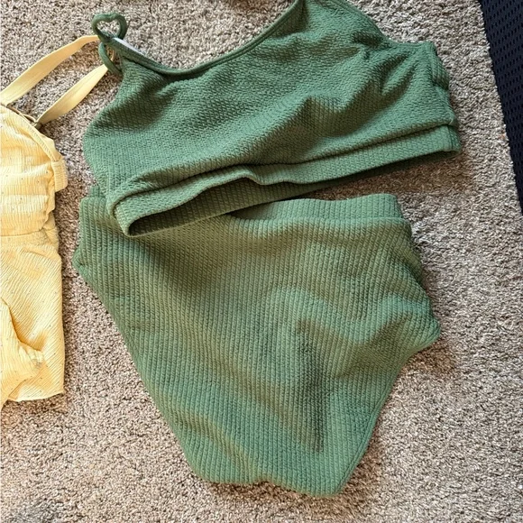 Colorful Swimwear Collection - Picture 5 of 9